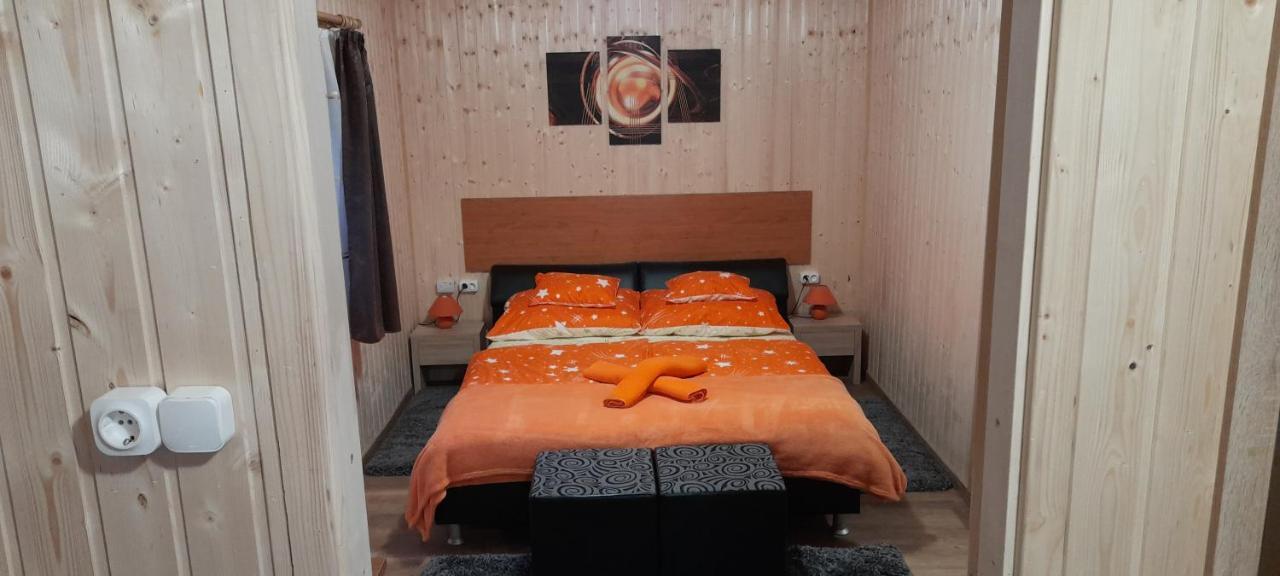 Keri Apartman Mosonmagyaróvár Buitenkant foto