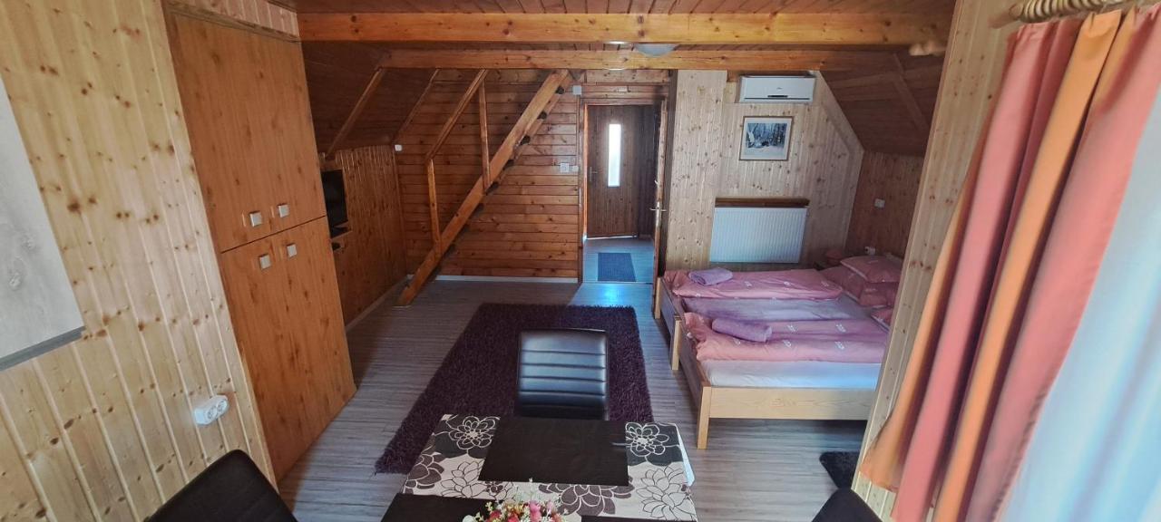 Keri Apartman Mosonmagyaróvár Buitenkant foto