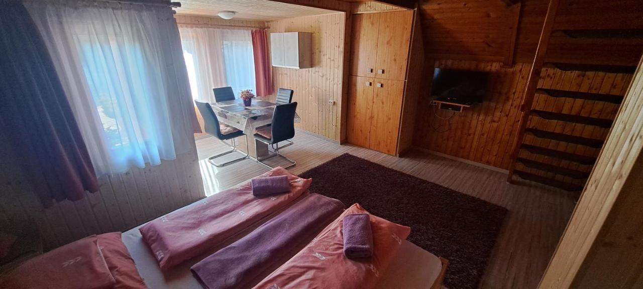 Keri Apartman Mosonmagyaróvár Buitenkant foto