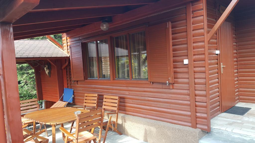 Keri Apartman Mosonmagyaróvár Buitenkant foto