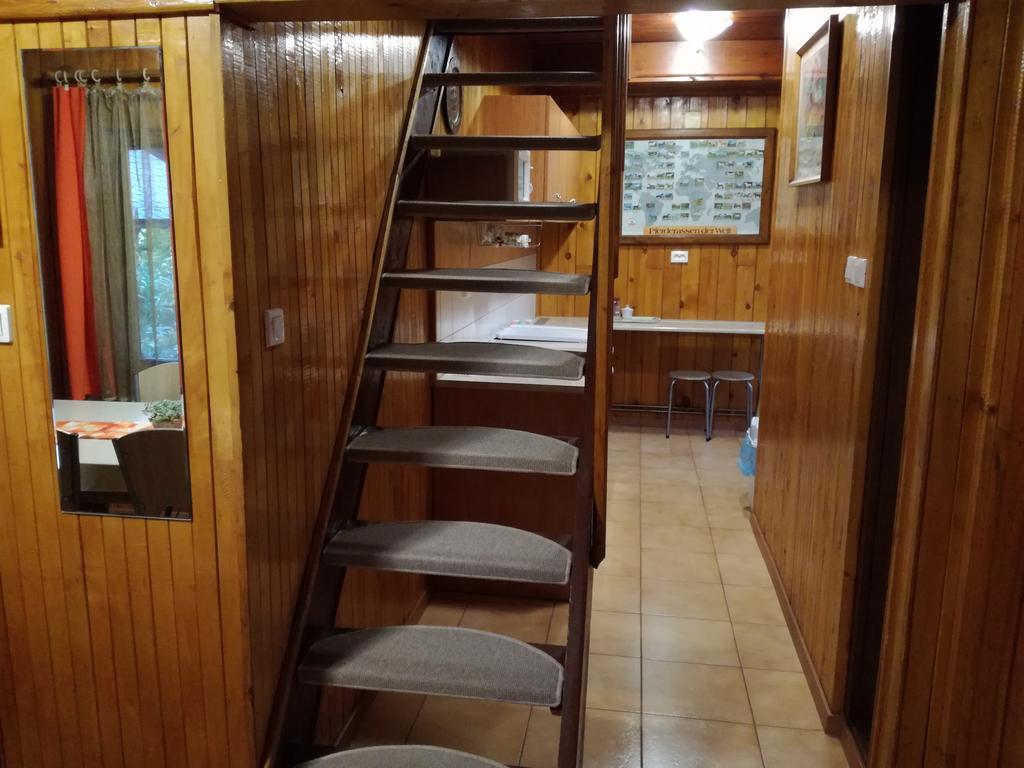 Keri Apartman Mosonmagyaróvár Buitenkant foto